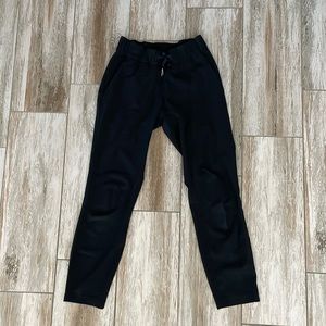 Black lululemon joggers